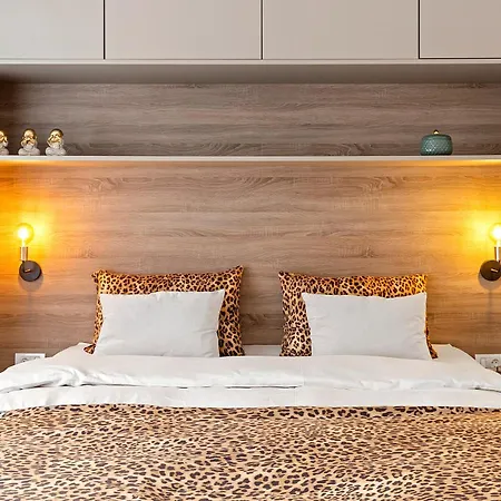 Angelo Bello Luxury Suite City Center By Sattal Bucarest Extérieur photo