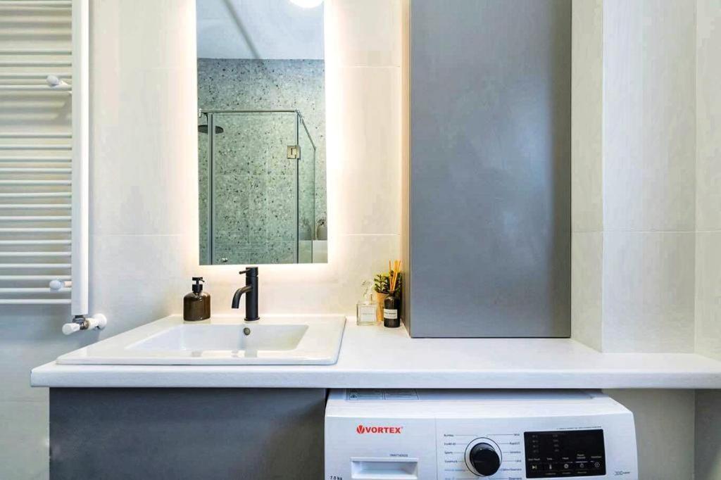 Apartment Angelo Luxury Center By Sattal